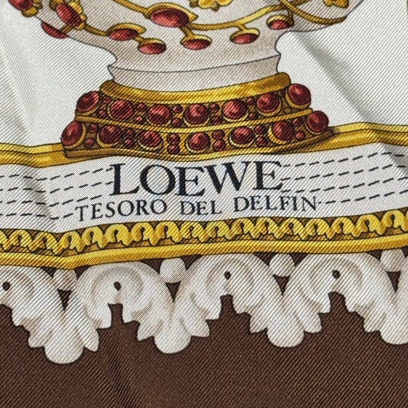 LOEWE Tesoro del Delfin Silk Scarf 34x33.5 Gold Goblet Print Vintage Spain - Picture 6 of 7